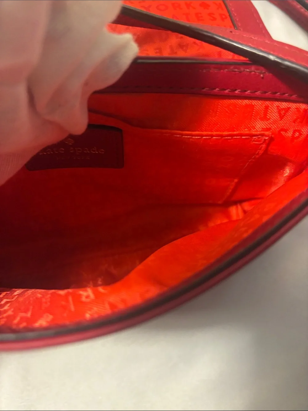 EUC Kate Spade Dynasty Red Leather Aster Montrose Avenue Bow Crossbody Bag